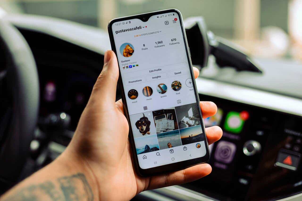 Optimized Instagram profile page showing bio and content layout